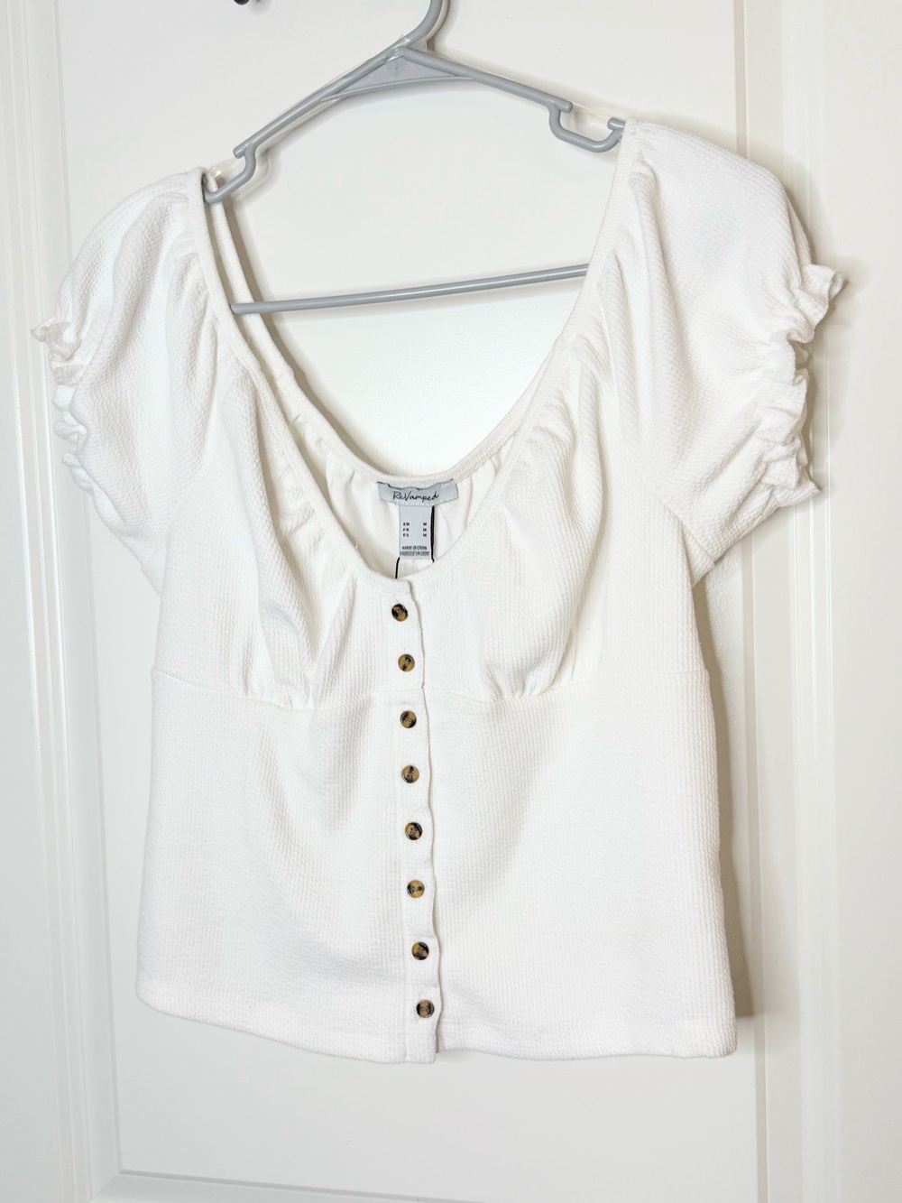 ReVamped Women’s Medium White Button Front Puff Sleeve Cottagecore Crop Top - Picture 2 of 6